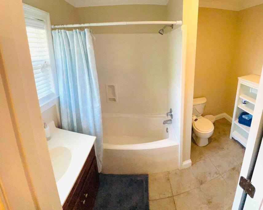 4/3 Home Centrally Located, Beach, Casino, Airport, Dining, Golfing, Shopping, Entertainment Gulfport Ngoại thất bức ảnh
