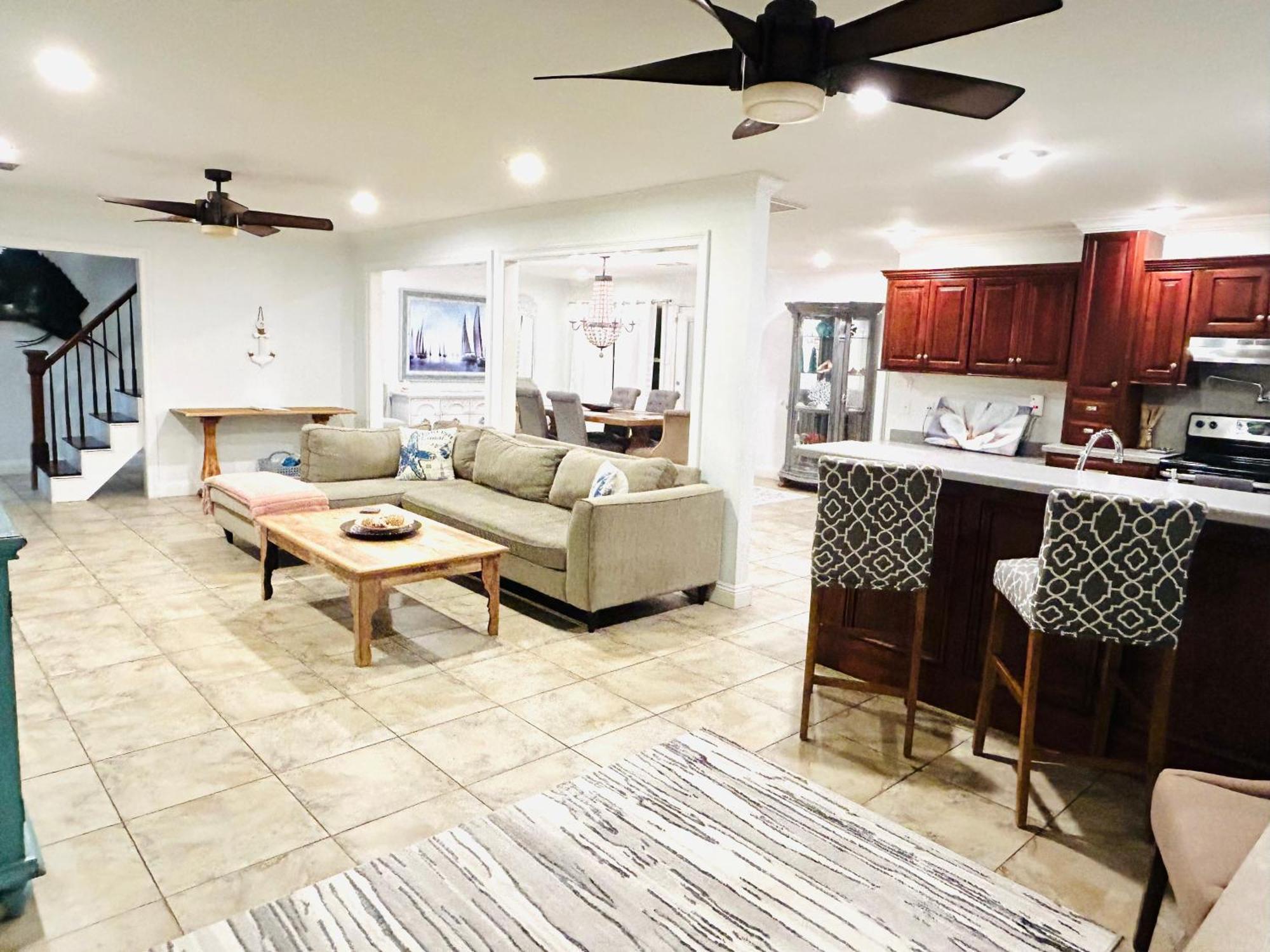 4/3 Home Centrally Located, Beach, Casino, Airport, Dining, Golfing, Shopping, Entertainment Gulfport Ngoại thất bức ảnh